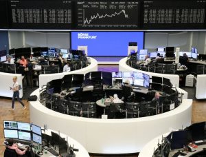 Read more about the article European shares slip amid growth worries By Reuters