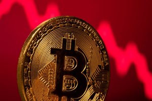 Read more about the article Bitcoin Falls Below $20K, Crypto Slumps as Fed Rate Risks Rise By Investing.com