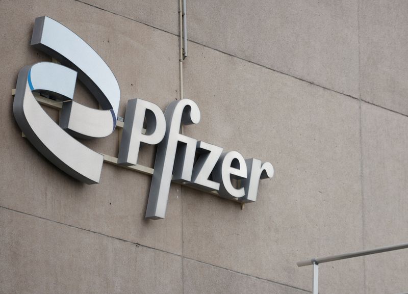 Pfizer forecasts 2023 sales of COVID products below estimates